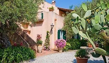 B&B Don Gaspano Pace Del Mela 3*,