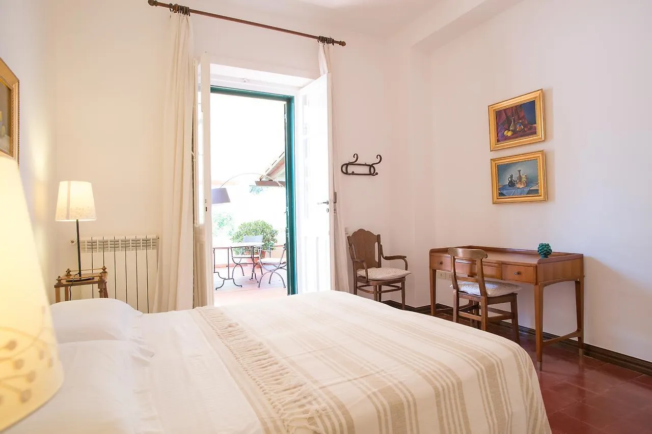B&B Don Gaspano Pace Del Mela 3*,  Italia